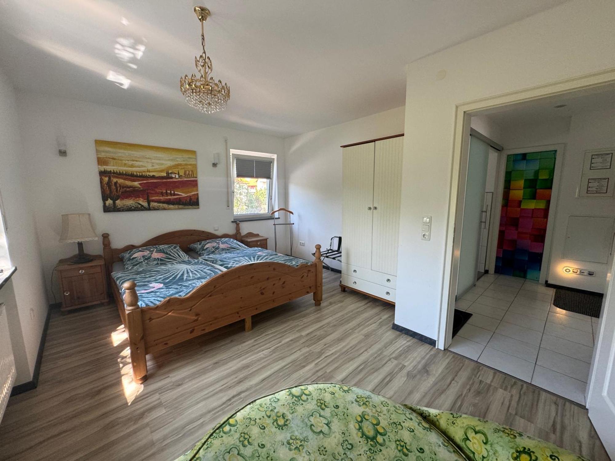אדלסדורף B&B'S Im Aischgrund מראה חיצוני תמונה