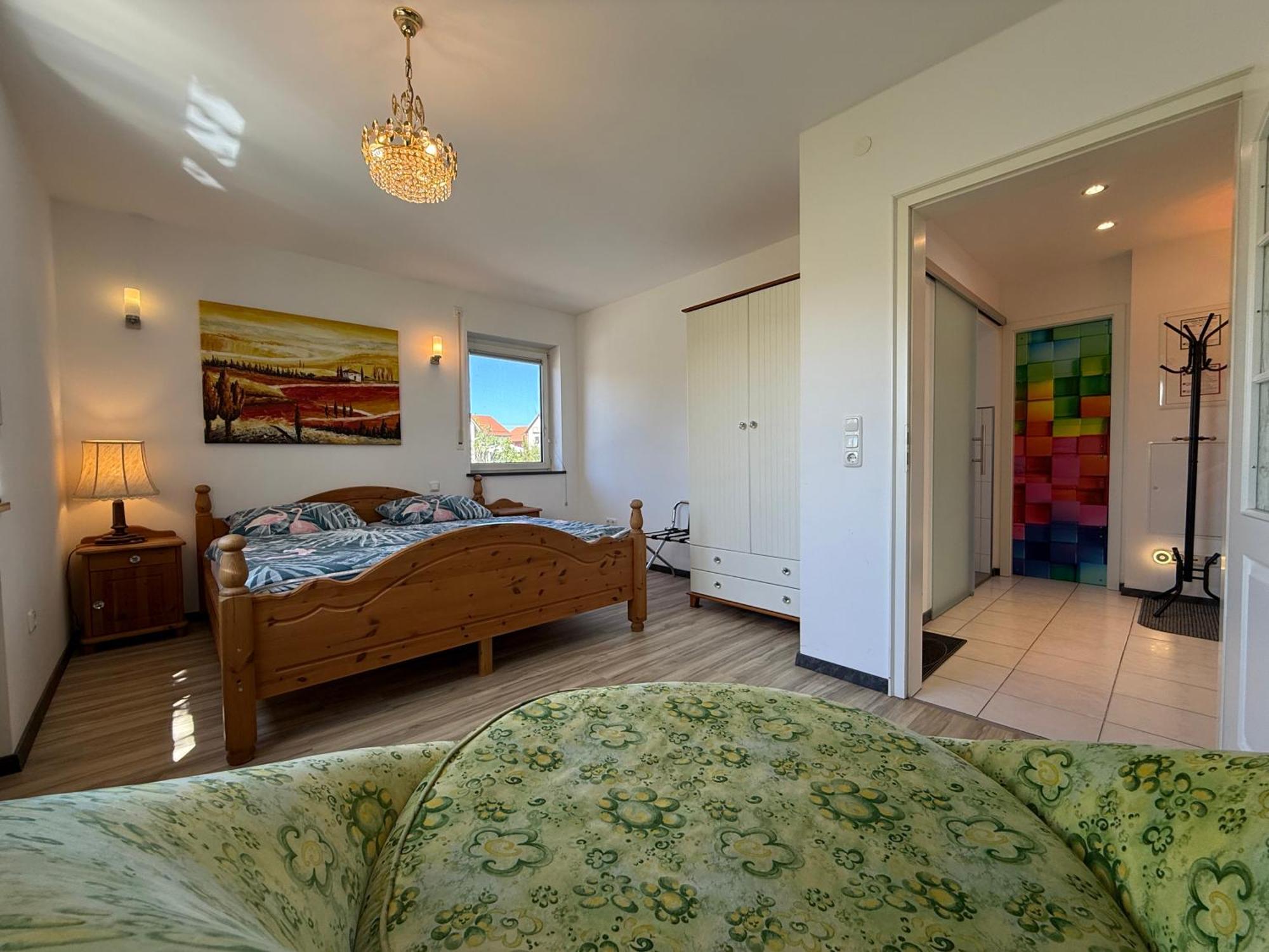 אדלסדורף B&B'S Im Aischgrund מראה חיצוני תמונה