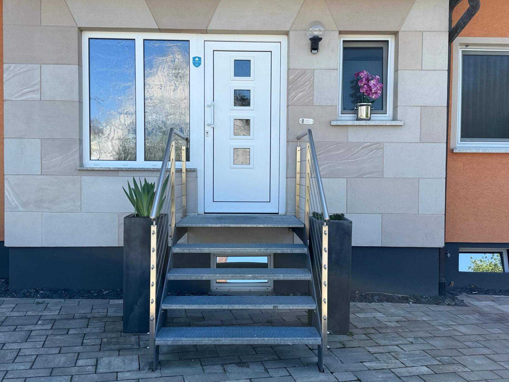 אדלסדורף B&B'S Im Aischgrund מראה חיצוני תמונה